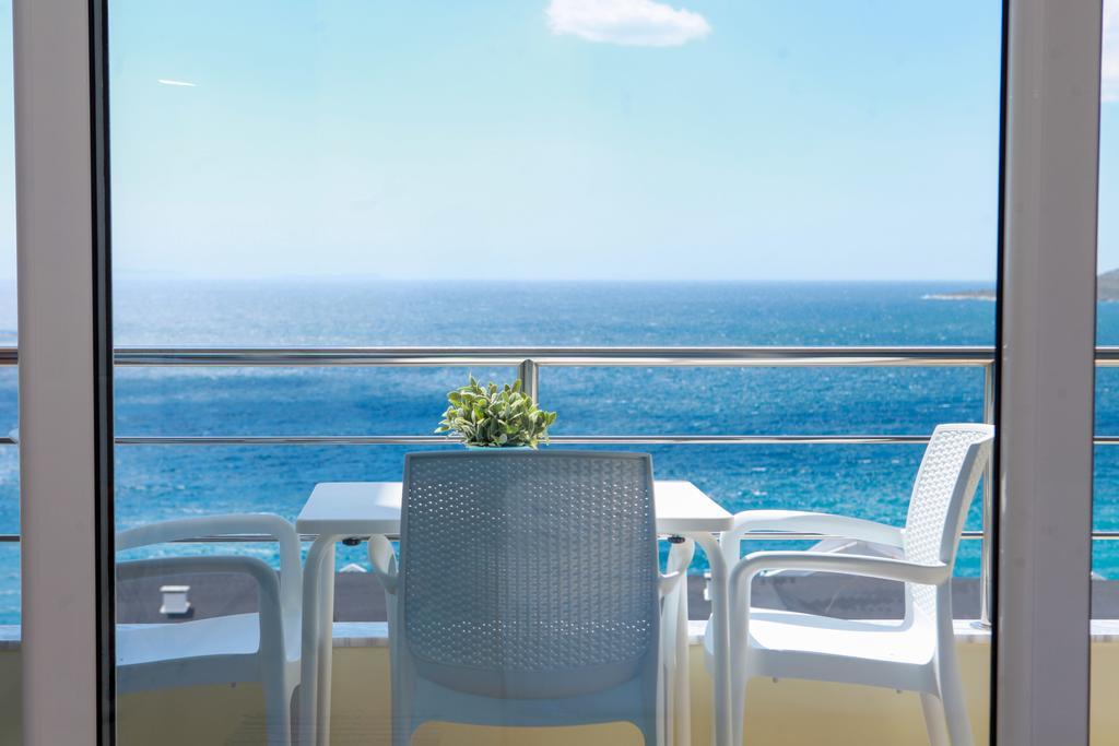 Apartment Blue Sea *